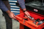 Crescent RAILWORKS 2 Shelf Industrial Utility Cart with 5 Inch Hard Casters and Tool Drawer - Image 4