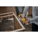 DEWALT XR 20V MAX 3 in x 21 in Belt Sander (Bare Tool) - Image 4