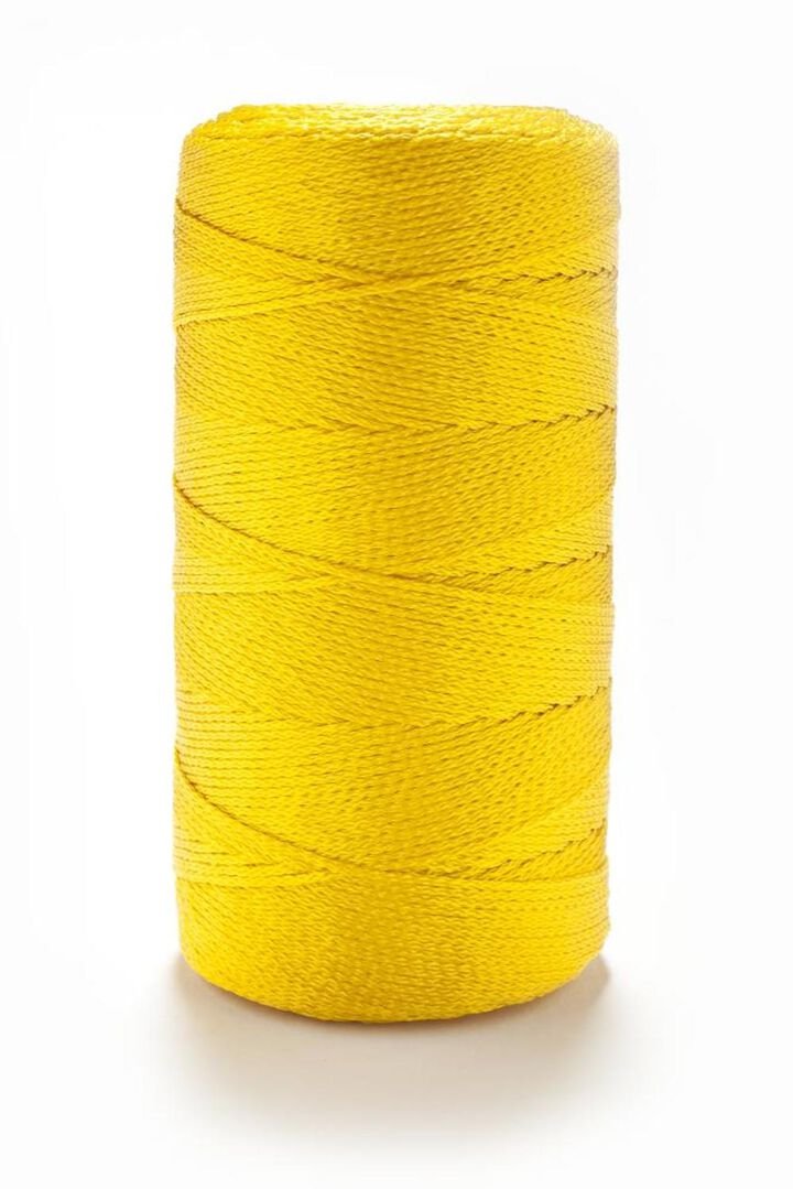 erin-rope-braided-yellow-nylon-seine-twine-18-x-500-bsty0500.jpg Erin Rope Braided Yellow Nylon Seine Twine #18 x 500' - Image 1
