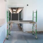 Metaltech 6 Ft. Fiberglass Baker Scaffold with Trap Door - Image 2