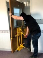 Paragon Pro Doorminator Door Handler - Image 2